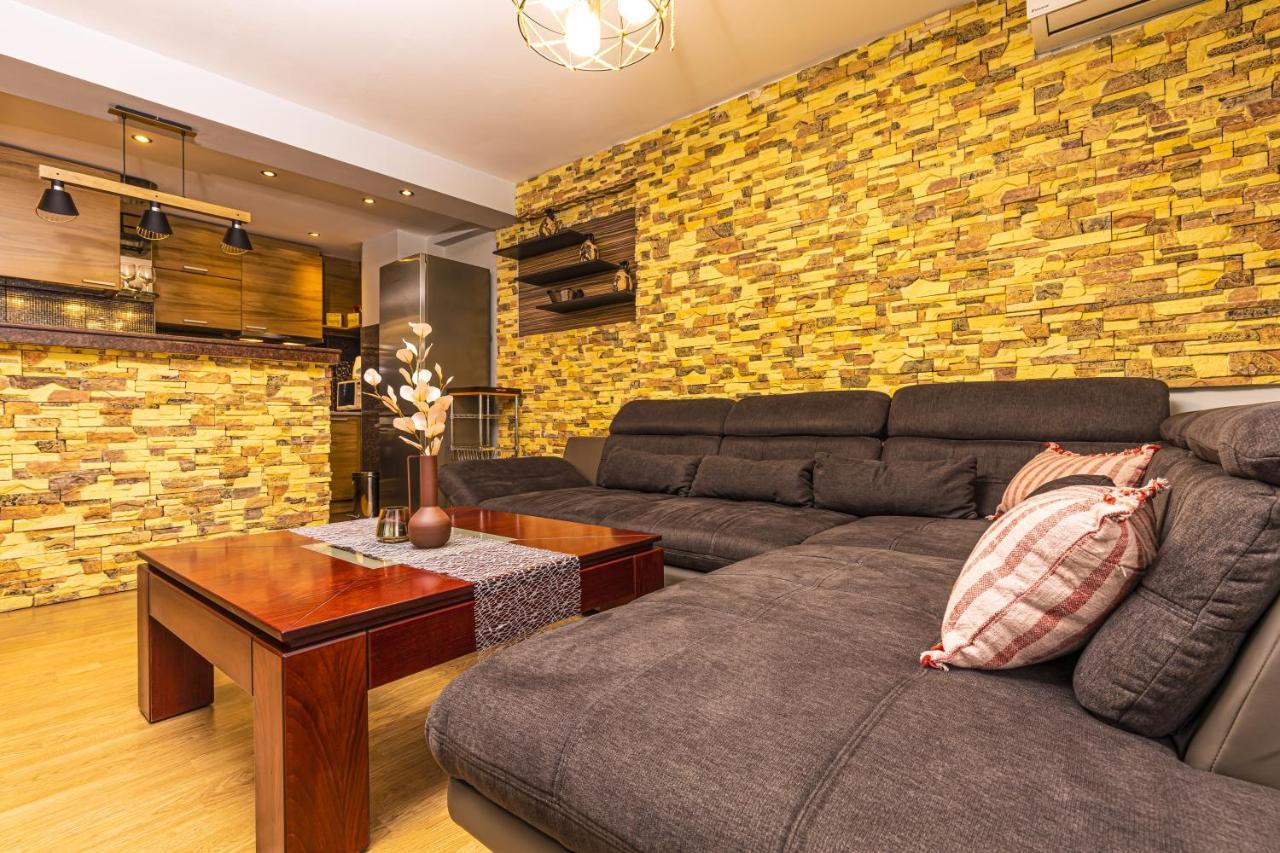 1Bd Apartment - 5 Mins To The City Centre By Flat Mаnager Plovdiv Exterior foto