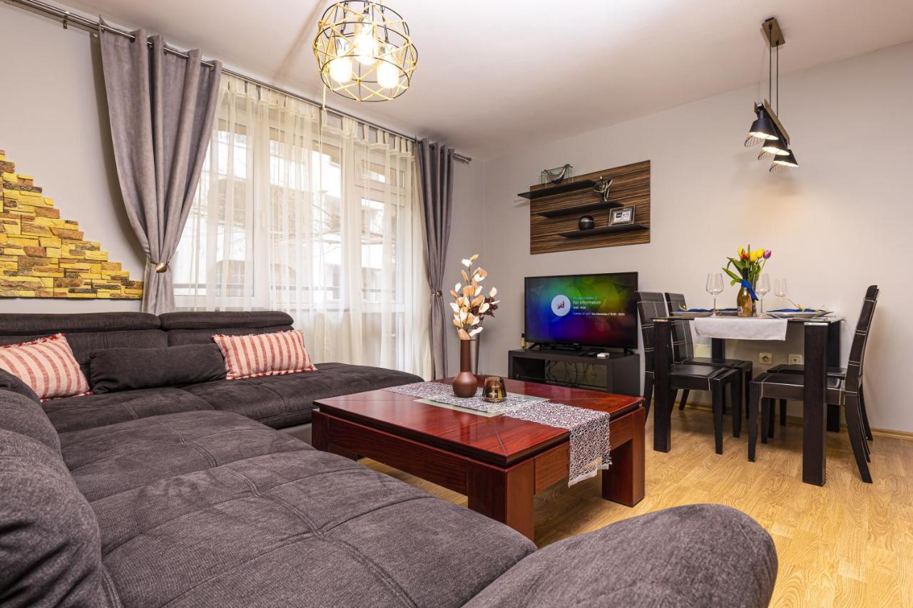 1Bd Apartment - 5 Mins To The City Centre By Flat Mаnager Plovdiv Exterior foto